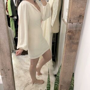 ASTR ivory color dress size medium